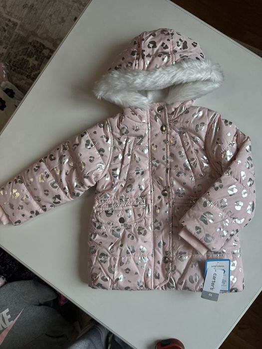 Куртка Carters 3-4р 98-104см Нова