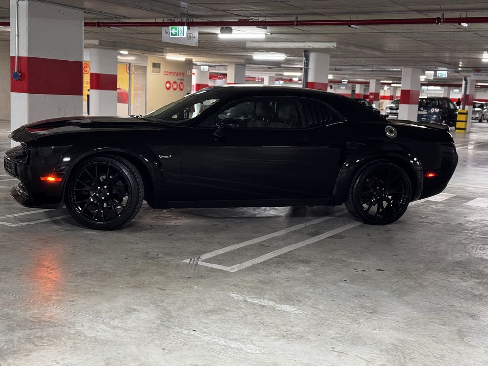 Dodge challanger kit SRT