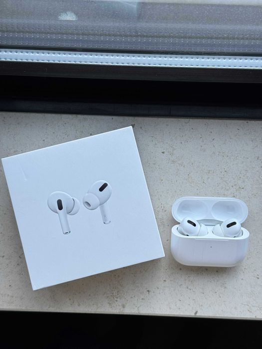 Apple AirPods Pro (1ª Geração)