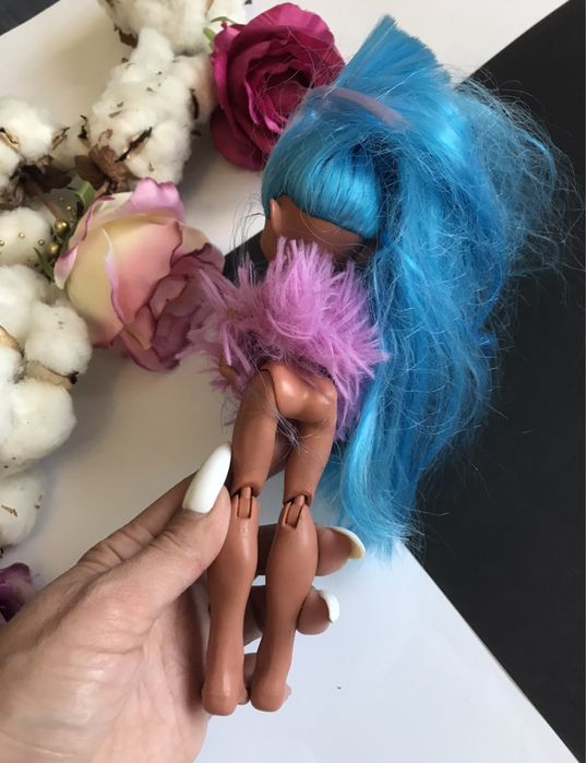 Лялька Телла, Cave Clab від Mattel.