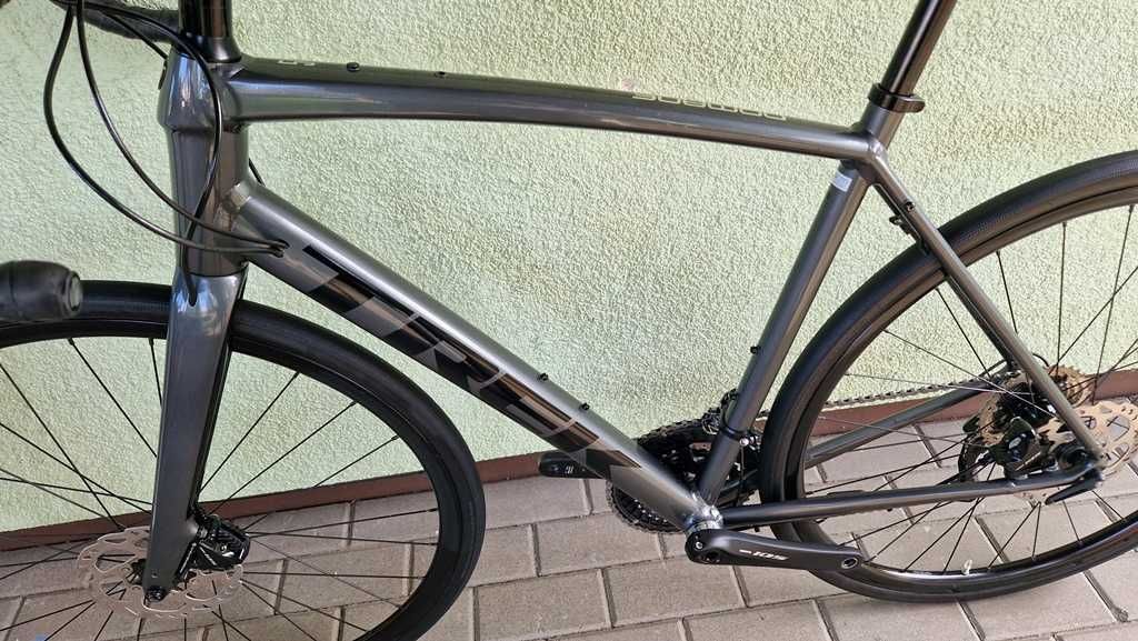 TREK domane al5 105 11s sztywne osie gravel  r56 hydraulika