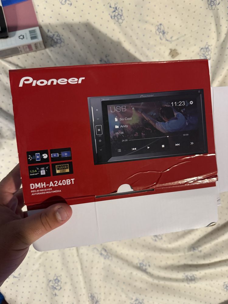 AutoRadio Pionner DMH-A240BT