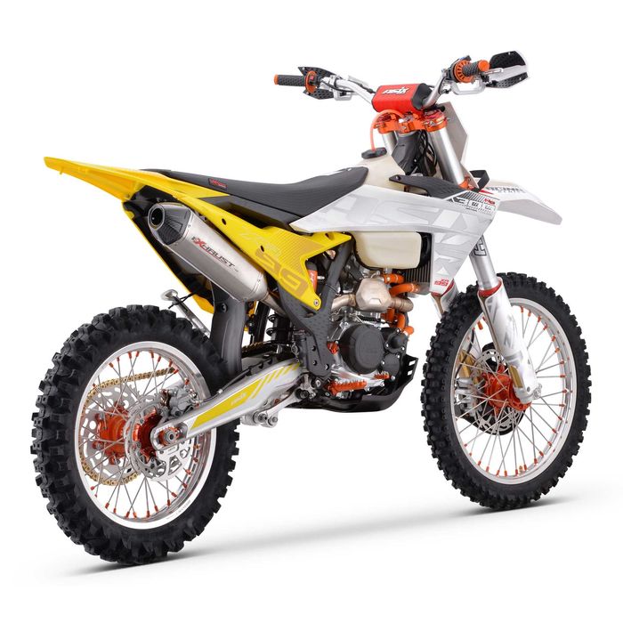 Super Cross Asix XR99 300 ciecz 21/18" Enduro Raty Dostawa