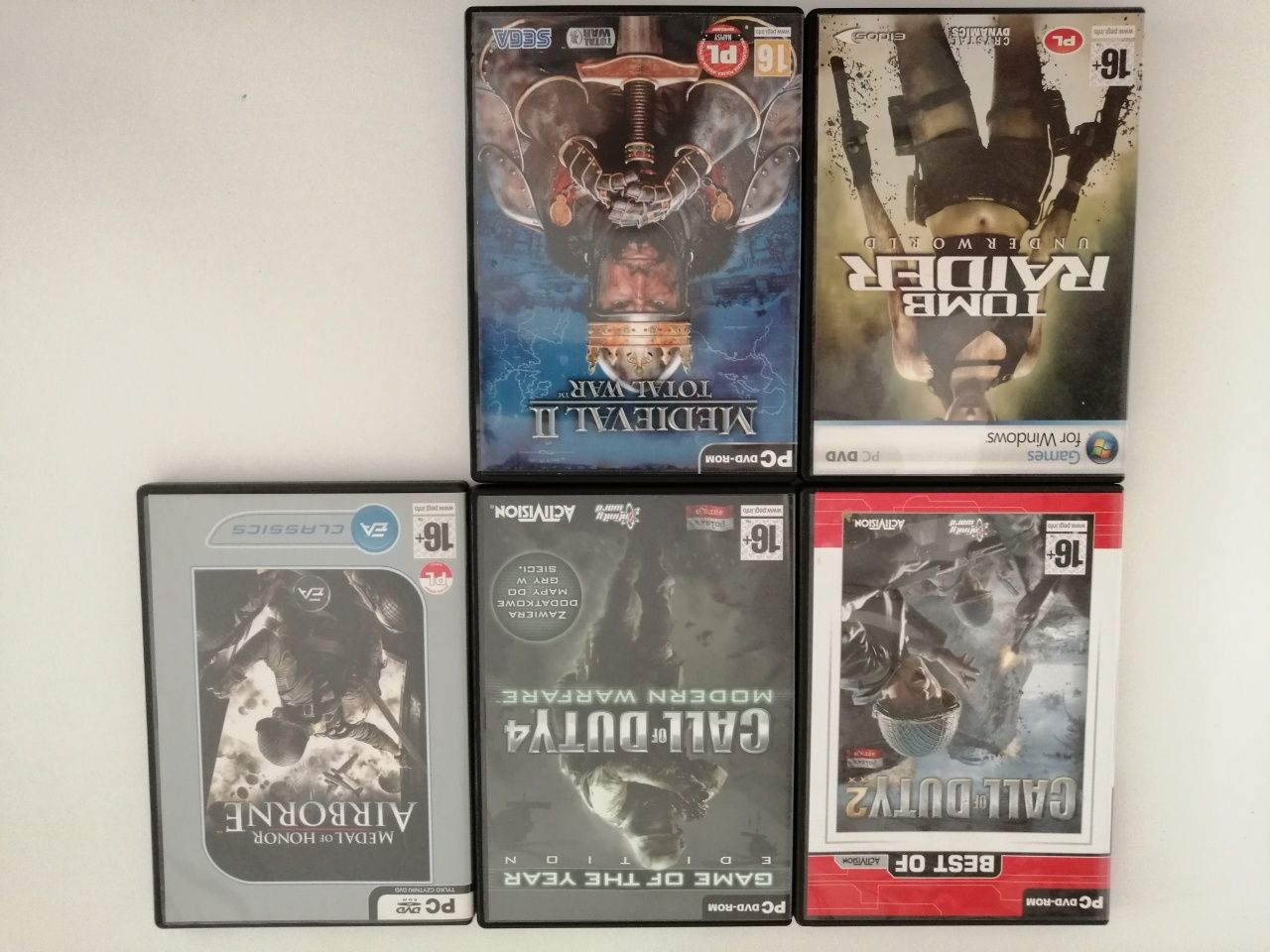 Zestaw gier PC - CoD2, CoD4, MoH Airborne, Medieval II, Tom Raider Und