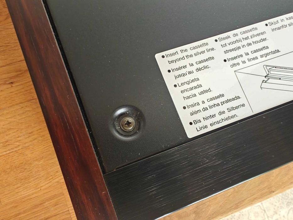 Magnetofon cyfrowy DAT Sony DTC 59 ES z pilotem