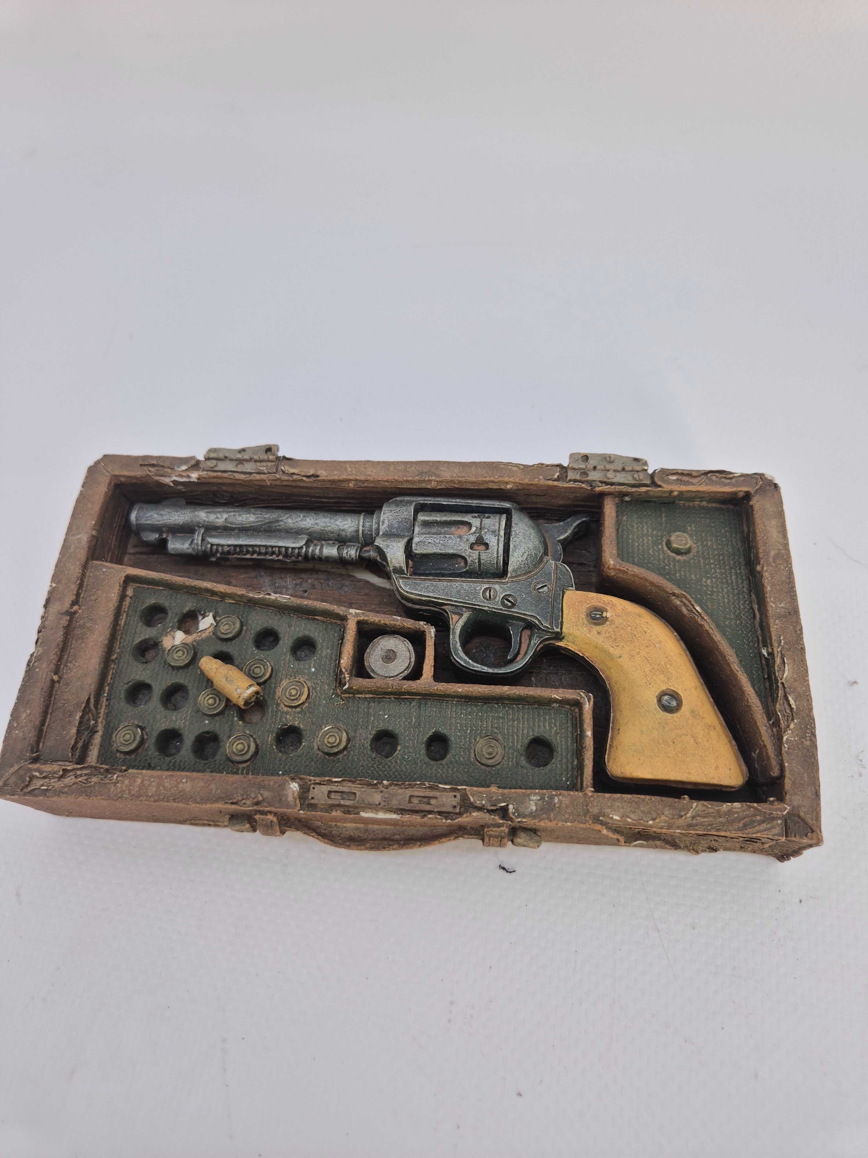 COLT PEACE maker  krótka lufa  nabie