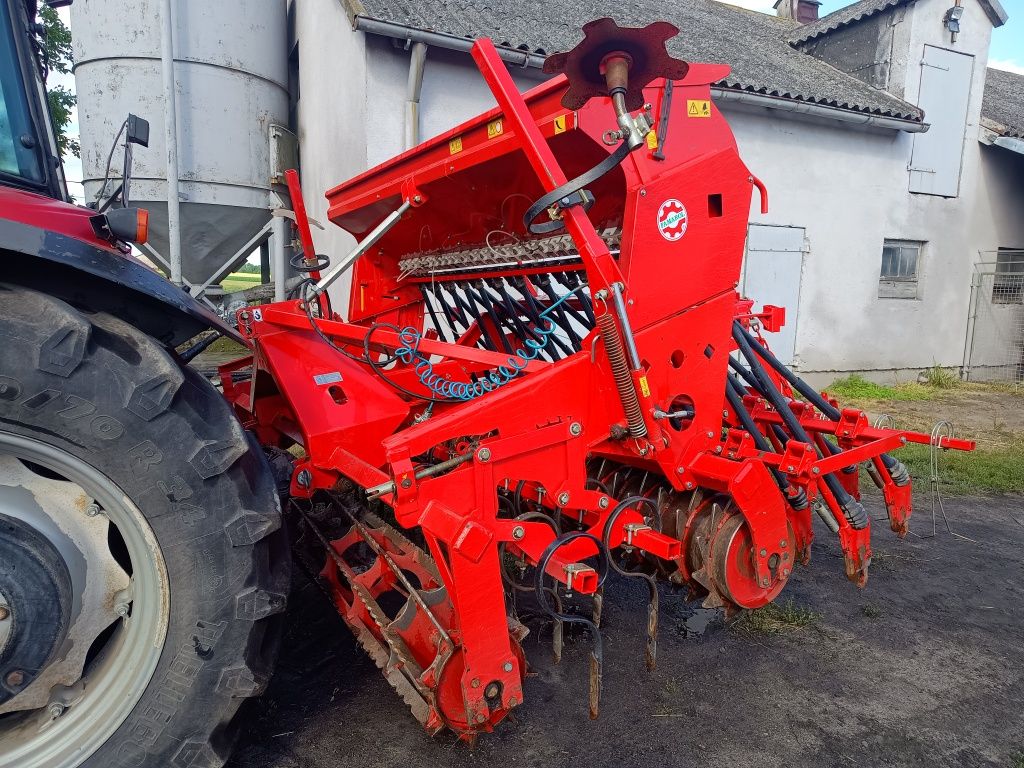 Siewnik unia famarol s400