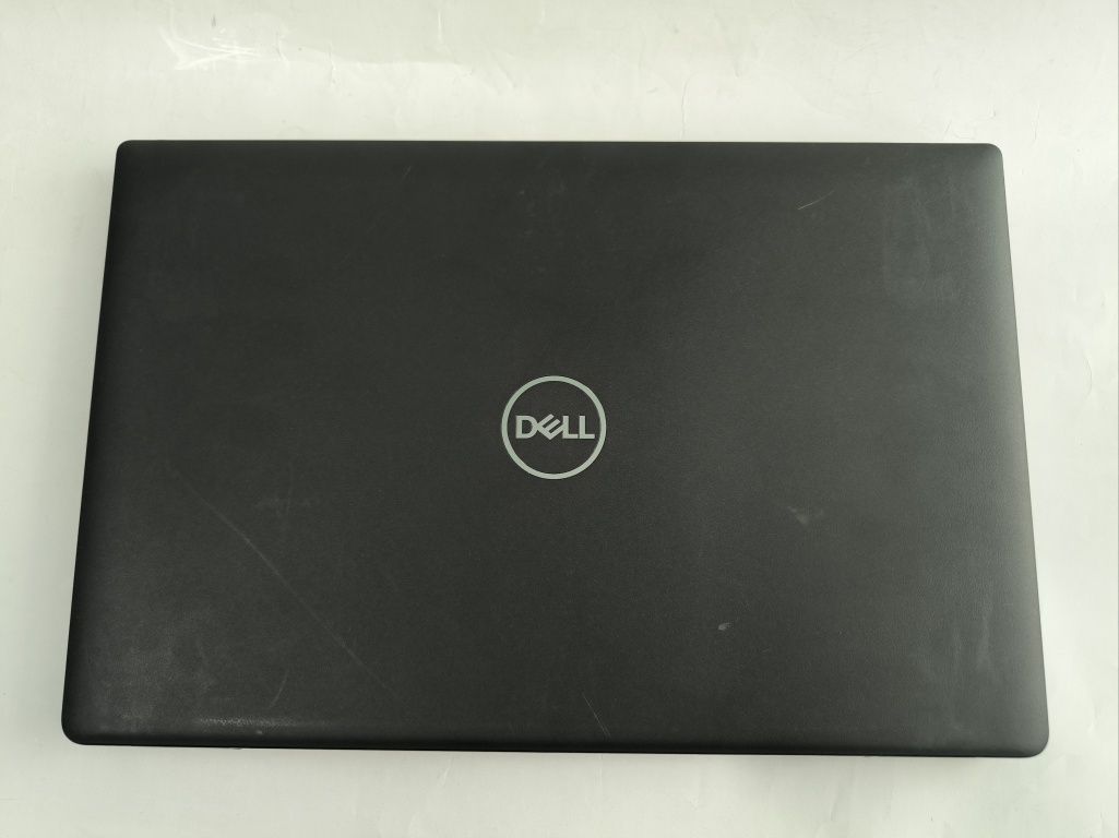 Dell Latitude 3520 15.6" FHD/ I5-1135G7/8GB/256Gb