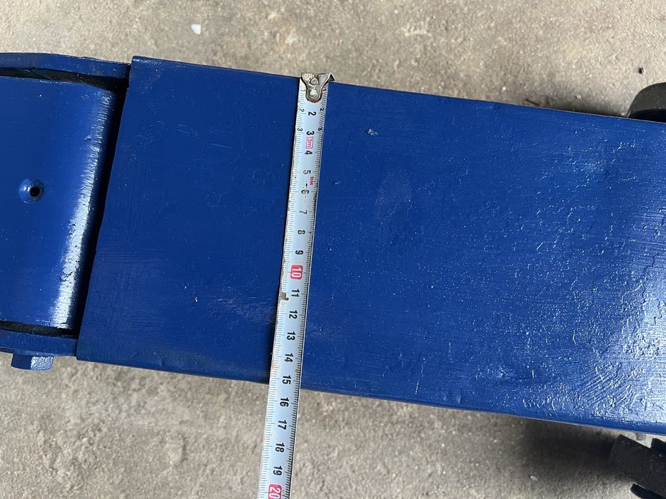 Macaco oficina grande