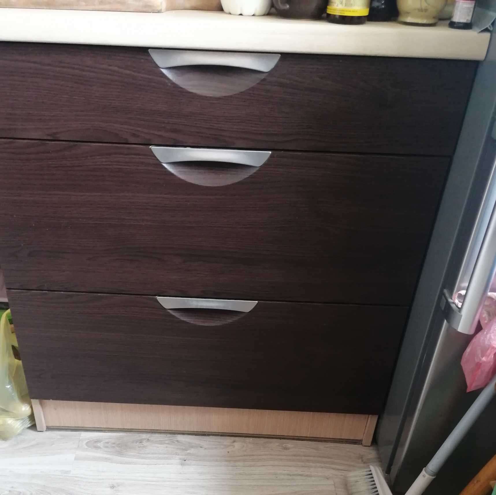Meble kuchenne plus sprzęt AGD