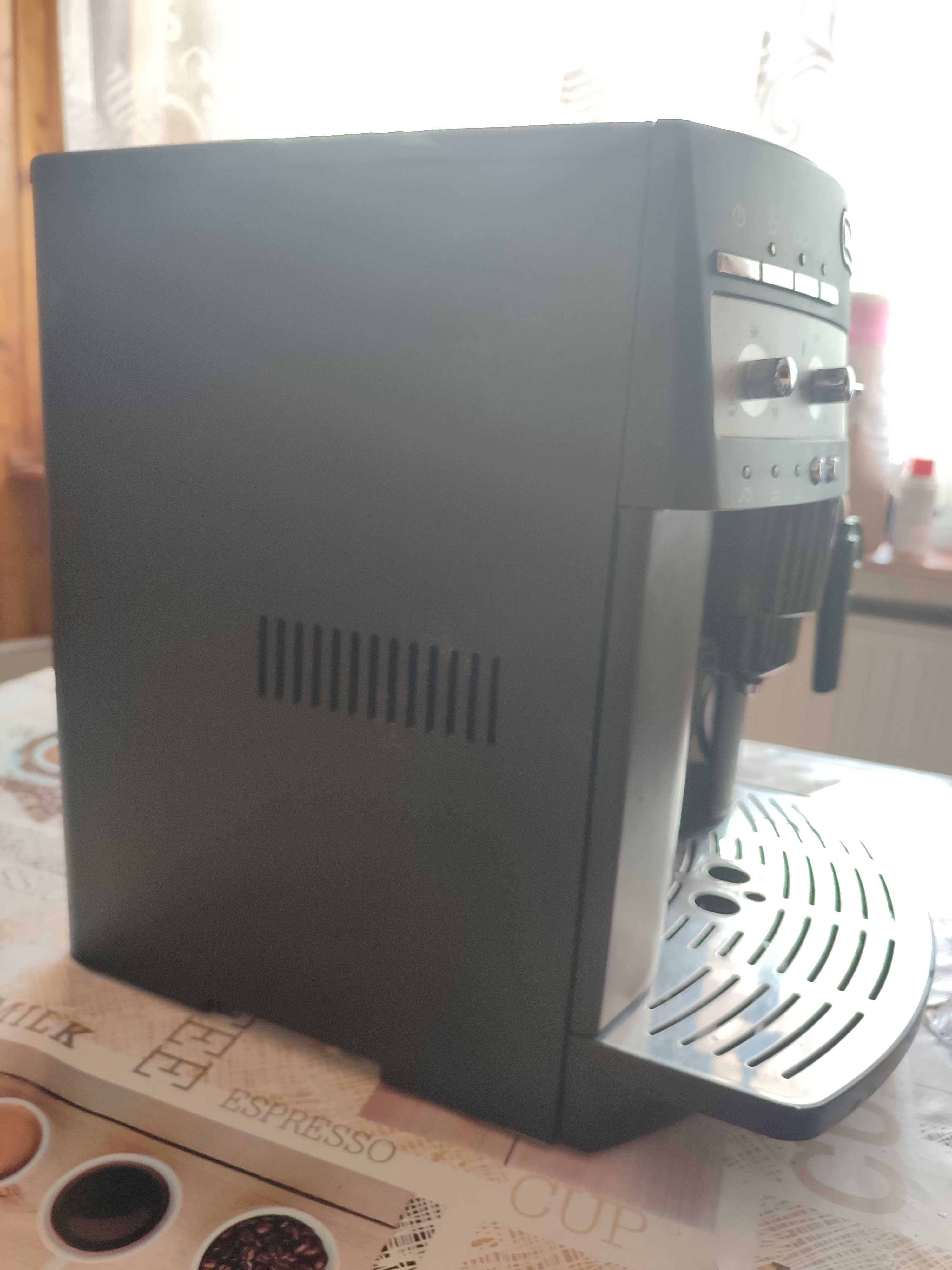 Ekspres Delonghi Magnifika