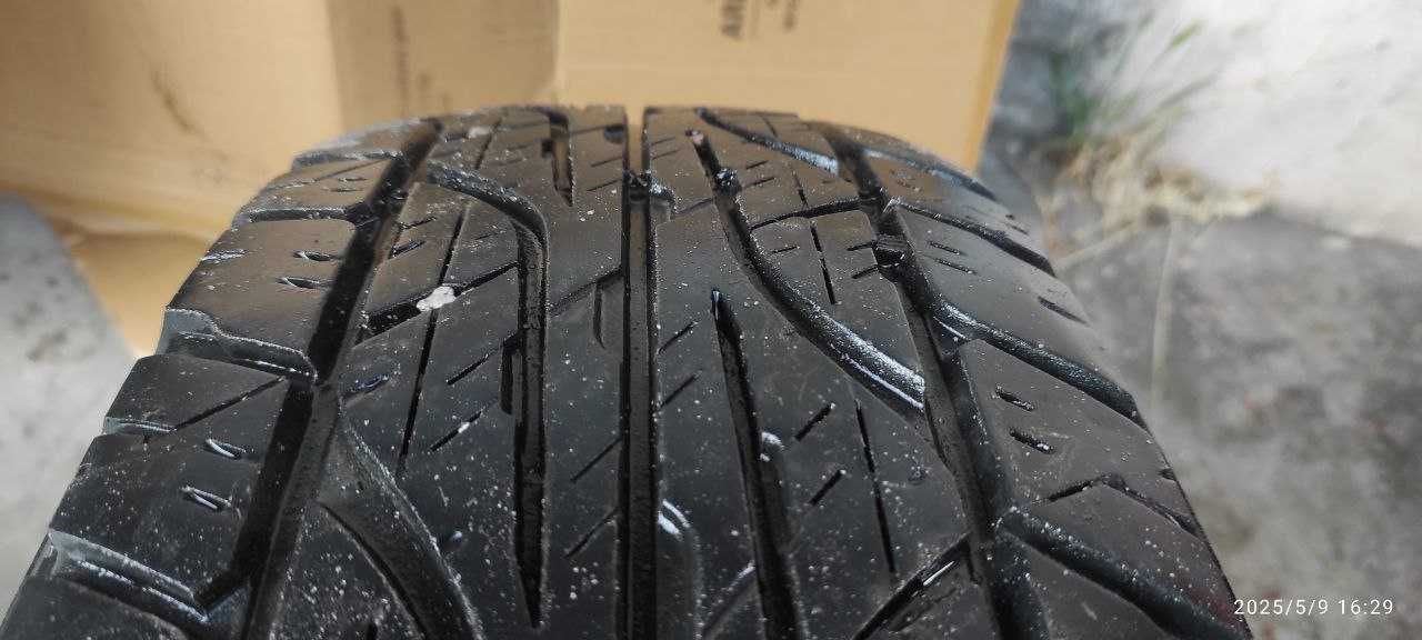 Всесезонные шины Dunlop GrandTrek AT3   225/65/17   2шт.
