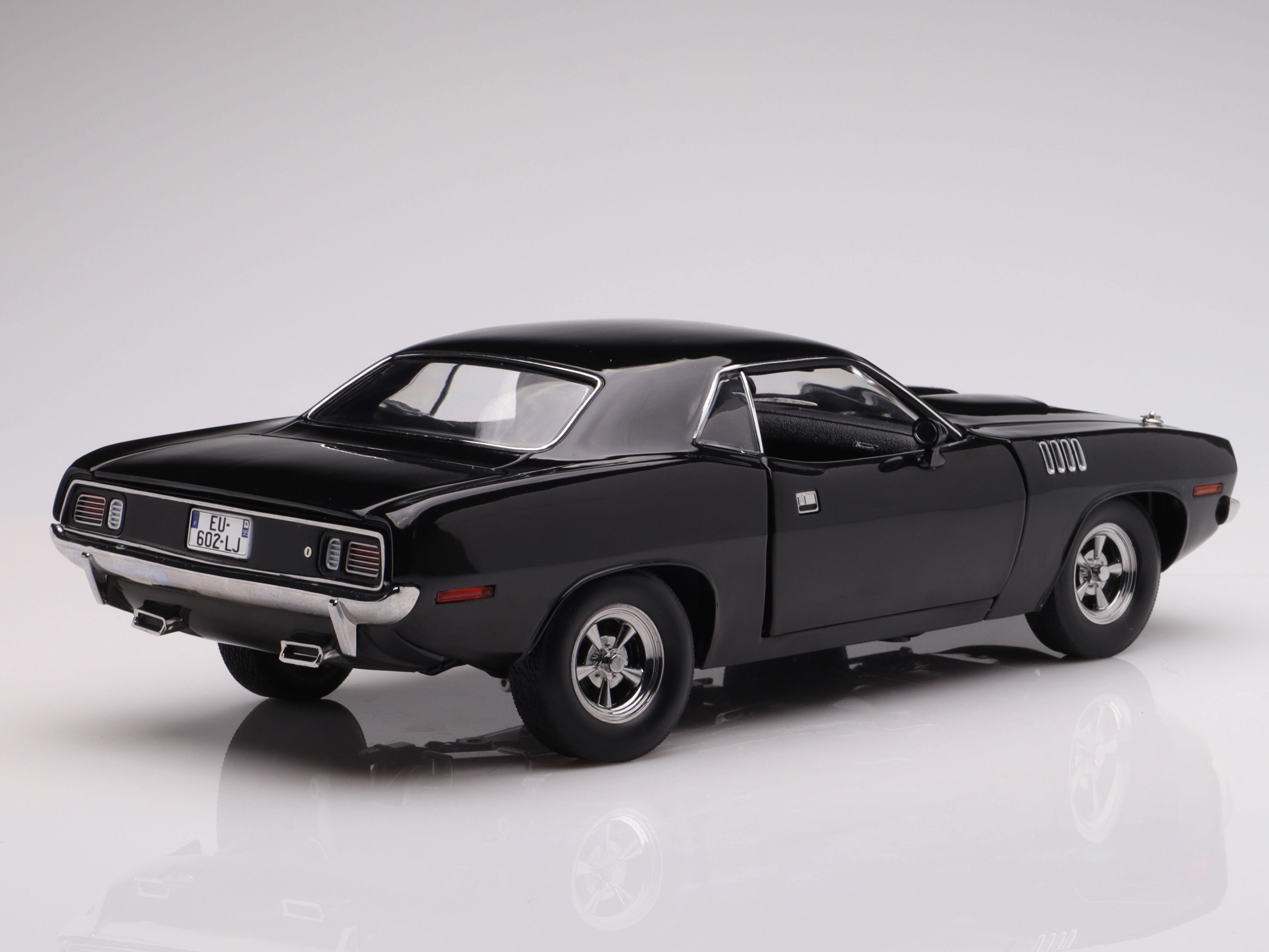 Plymouth Cuda - 1971, black John Wick: Chapter 4 - 2023 Highway61 1:18