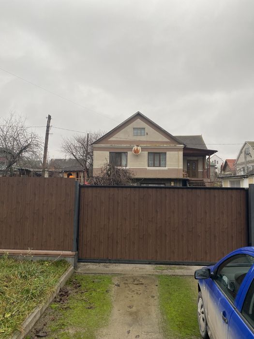 Здам будинок 3 км до центру міста від власника