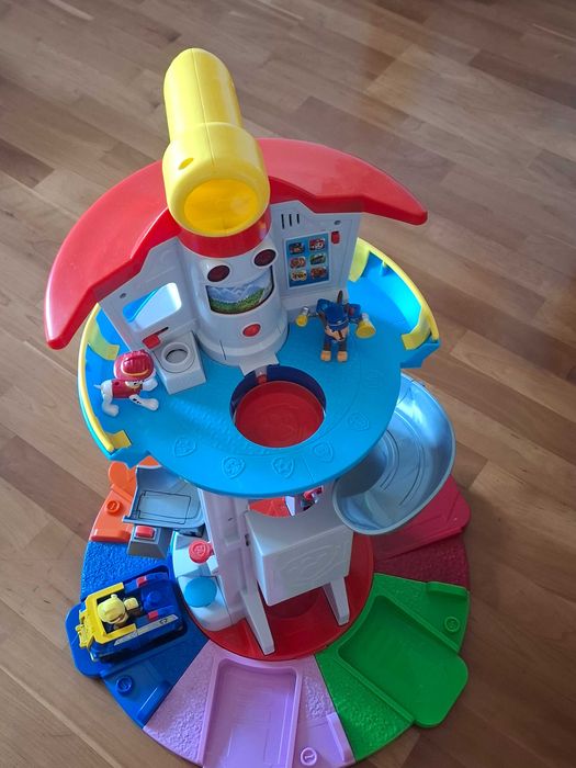 Brinquedos como novos criança