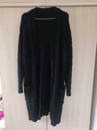 Czarny długi sweter