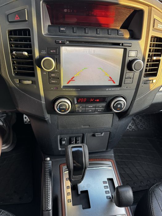 MITSUBISHI Pajero 2012 3.2 дизель 1 хозяин