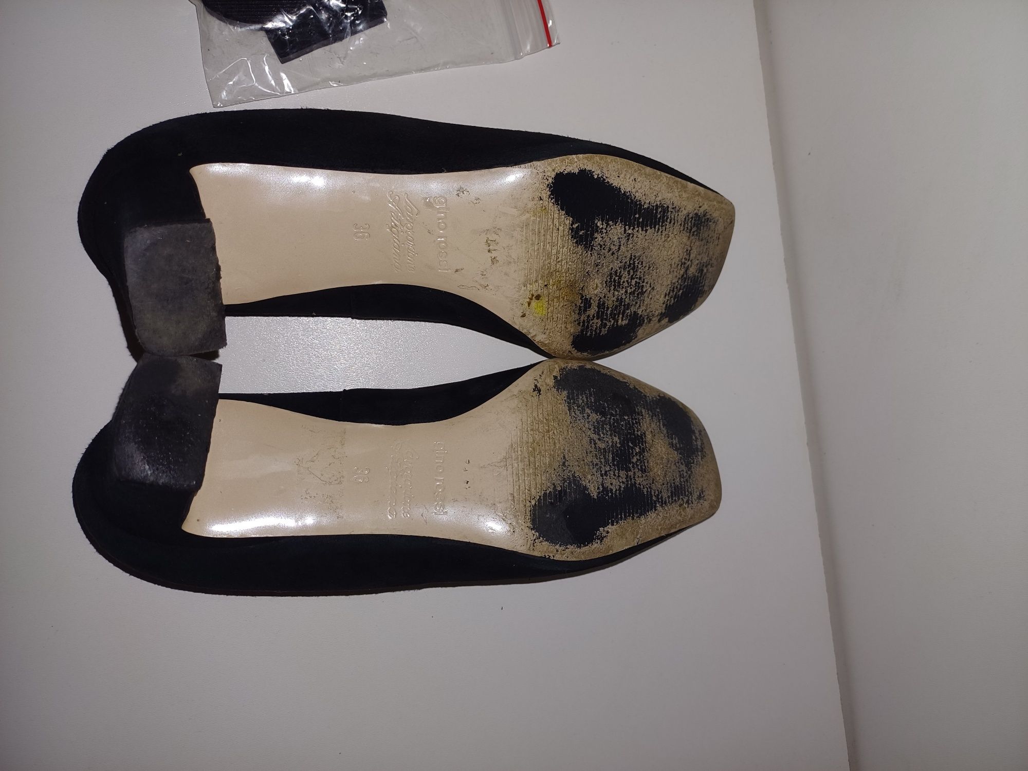 Buty damskie, czółenka, Gino Rossi 36, zamsz, czarne