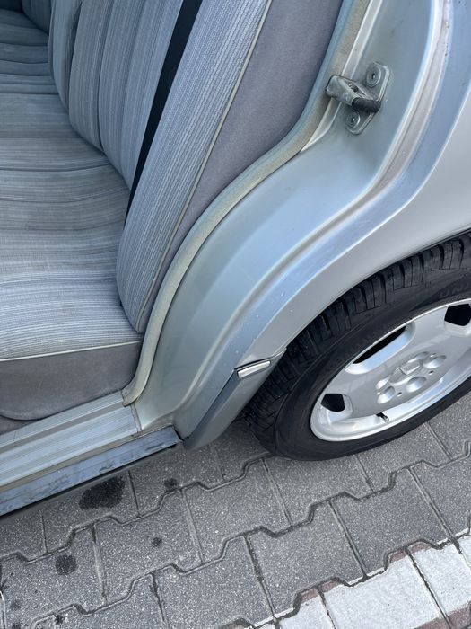 Mercedes w 124 Diesel 2,5 automat