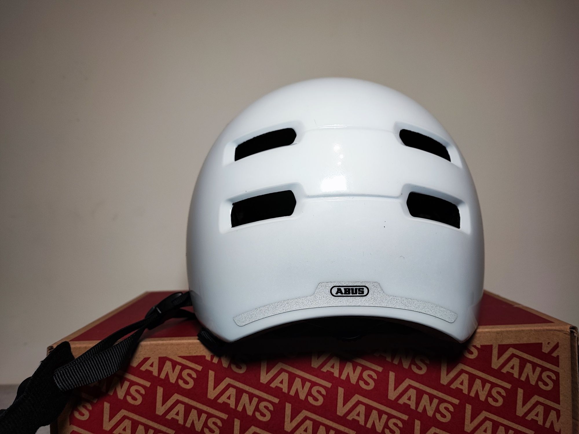 Capacete abus skurb