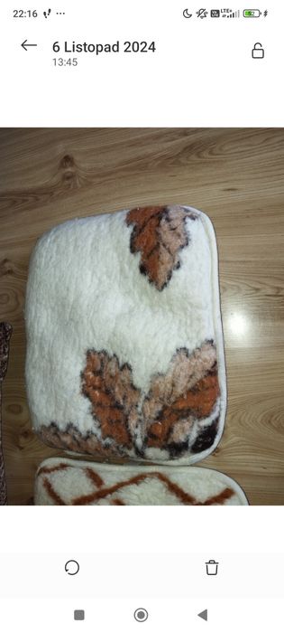 Okazja ! Dwie poduszki z Naturalnej Wełny trzecia Gratis .