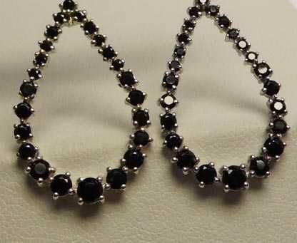 Srebrne wiszące kolczyki łezki czarne cyrkonie sztyfty