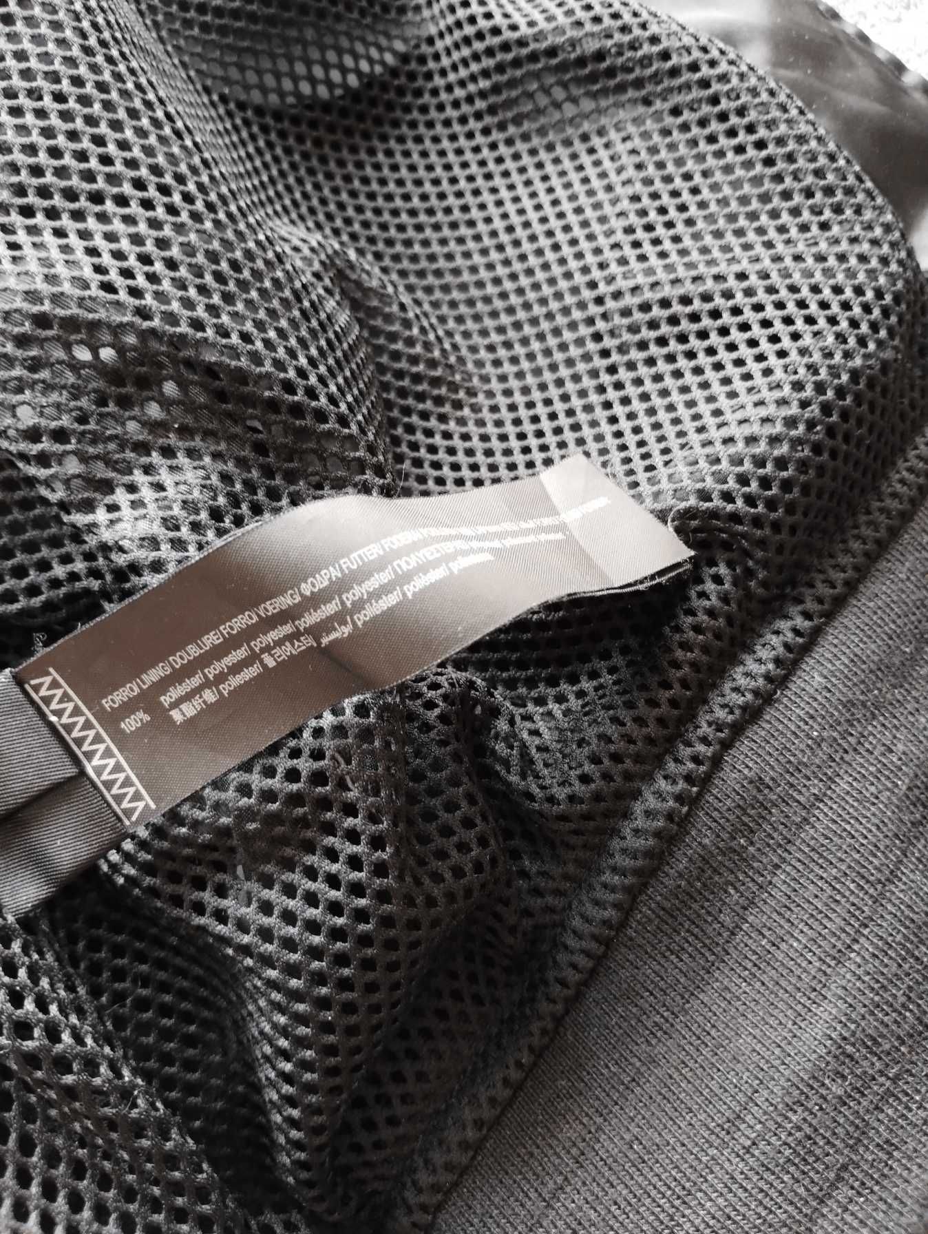 Czarna, damska kurtka z długim rękawem, Pull&Bear, roz. eur M (38)