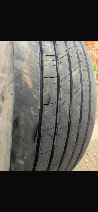 Opona ciężarowa Sava