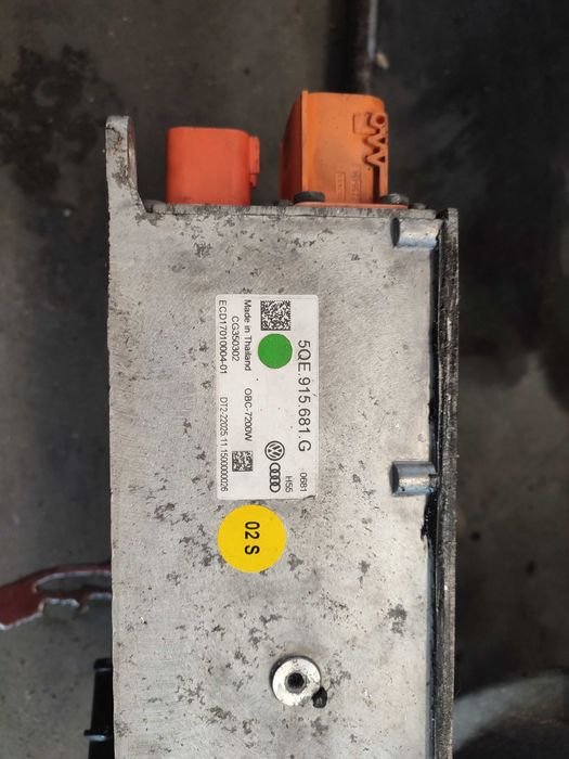 Moduł ładowania akumulatora 5QE915681G