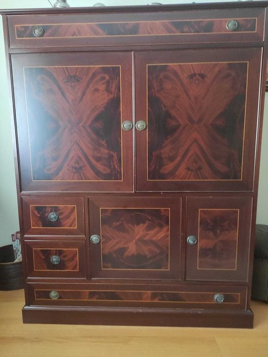 Móvel madeira maçica sala TV