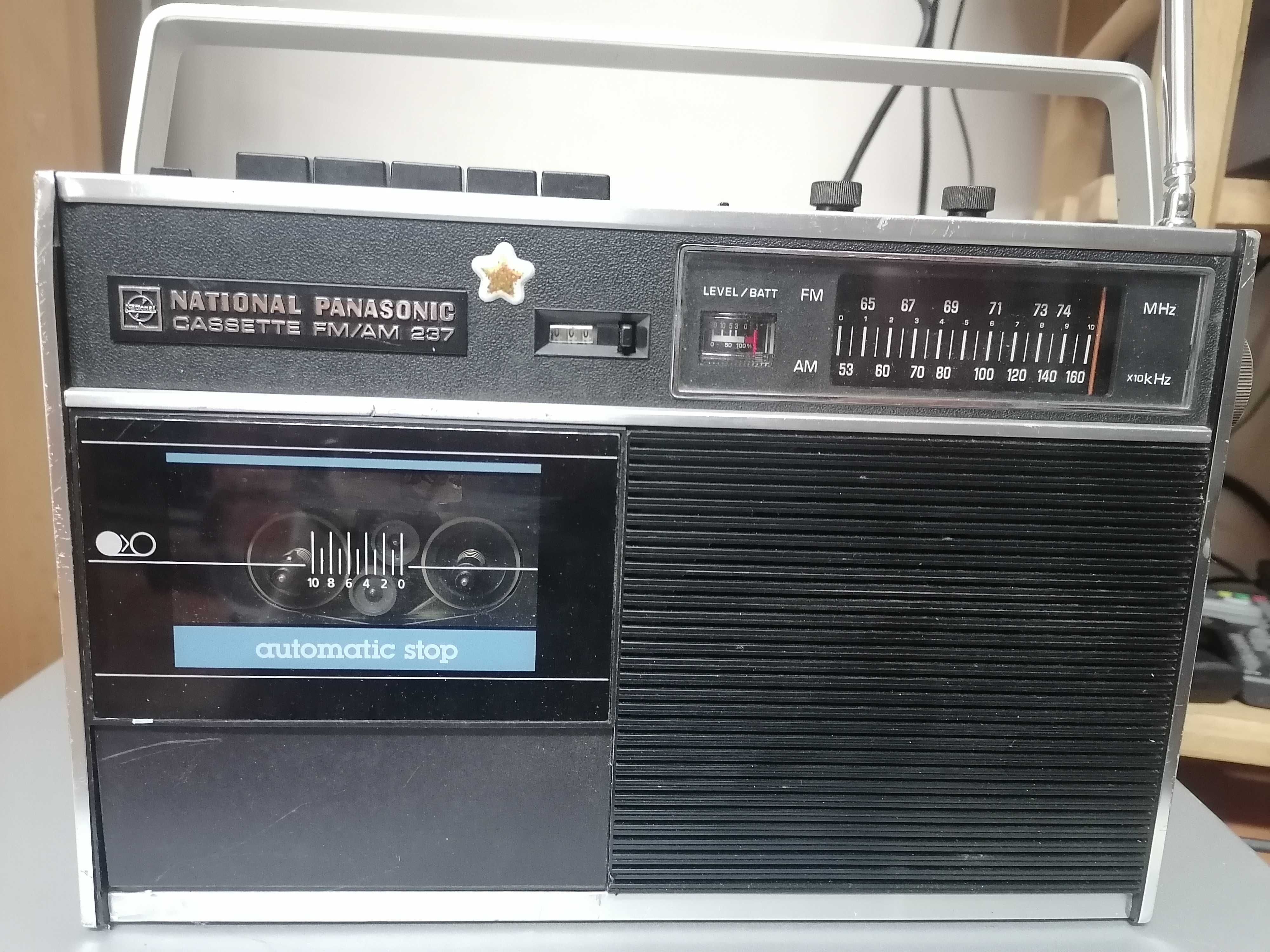 Radiomagnetofon National Panasonic RQ-237S