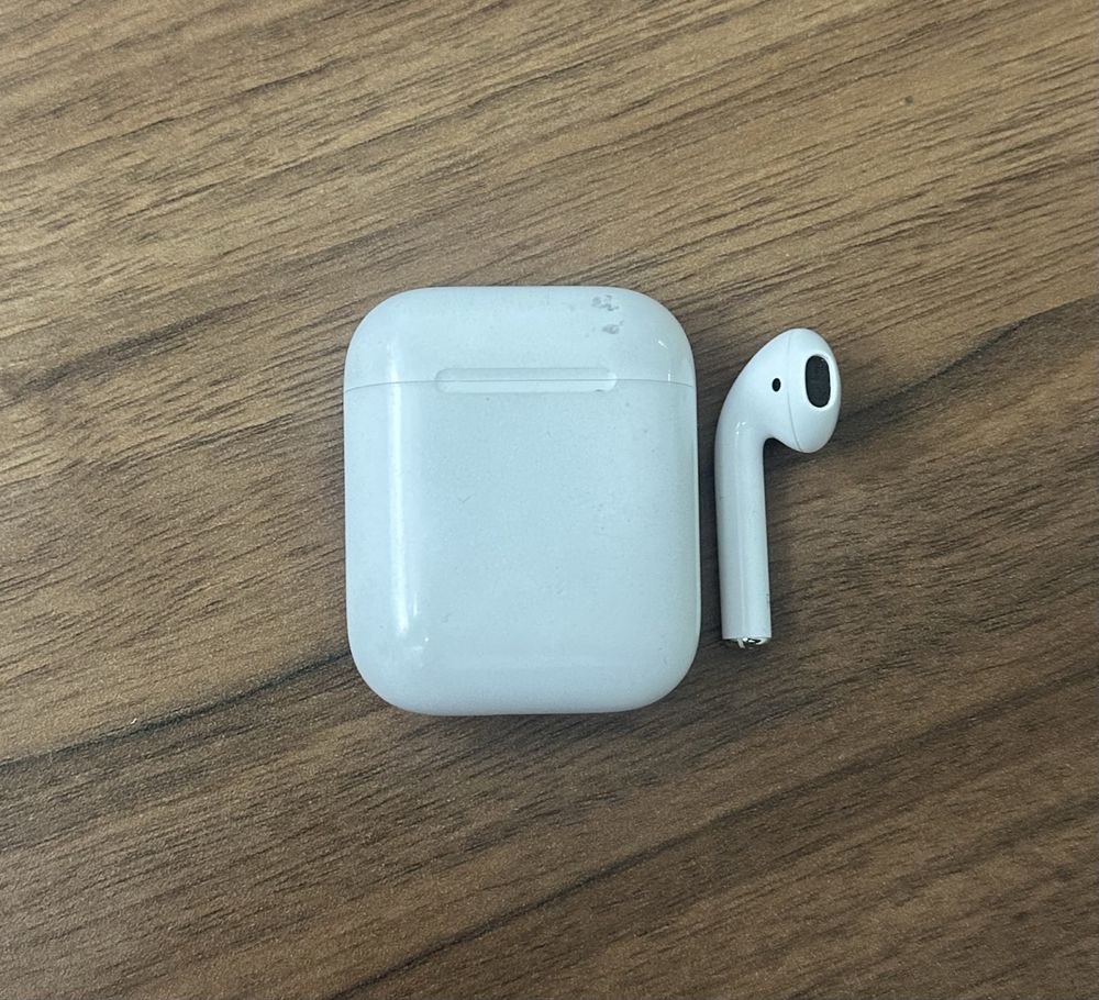 AirPods (без лівого навушника)