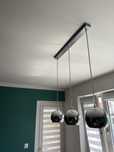 Lampa wiszaca nad stol lub do salonu