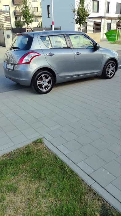 Suzuki Swift 1.2 benzyna 2010 rok