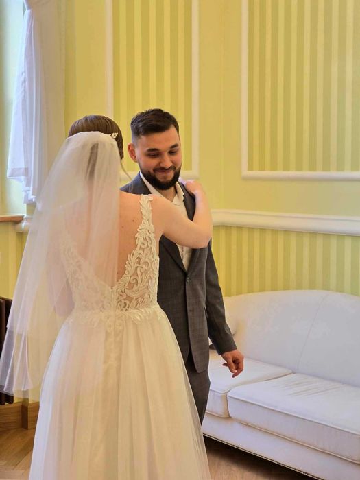 Suknia ślubna,Pilnie