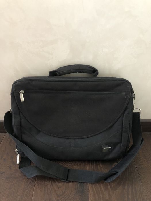 Сумка для ноутбука Sumdex PON-301BK