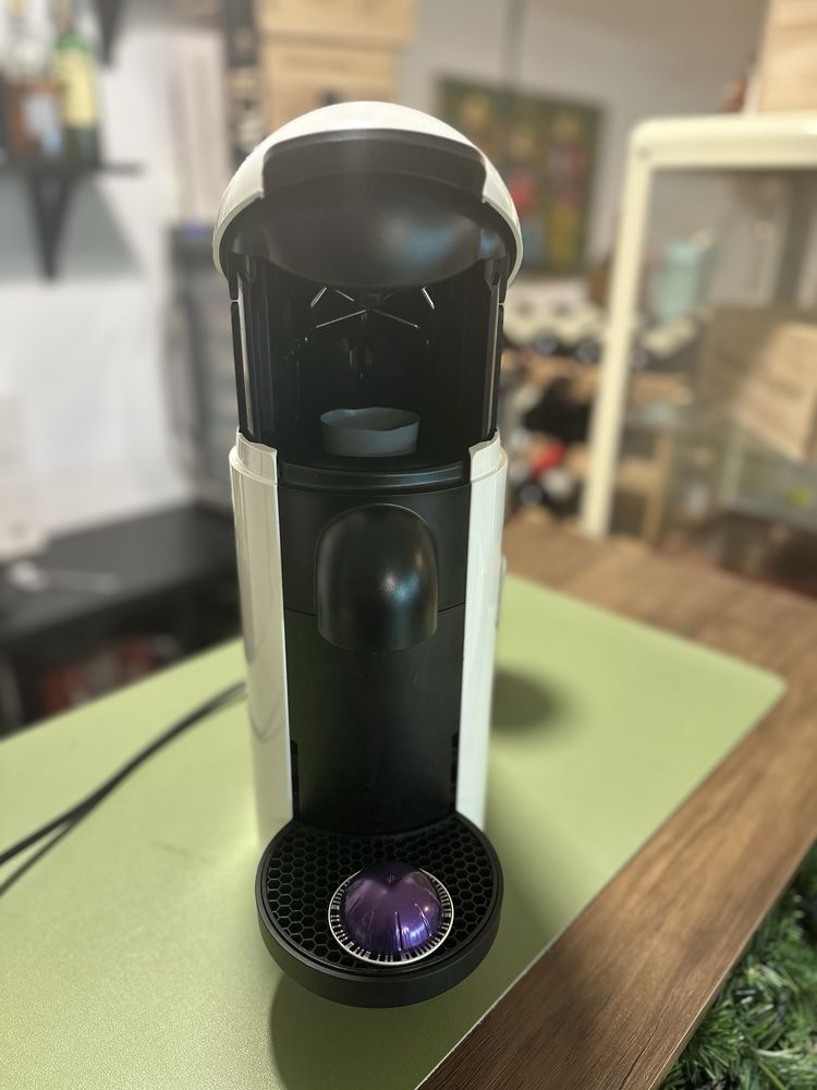 Máquina de café Nespresso Krups Vertuo Plus