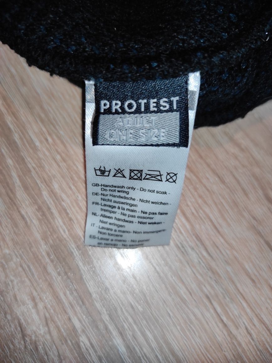 Czapka z daszkiem zimowa Protest rozm one size