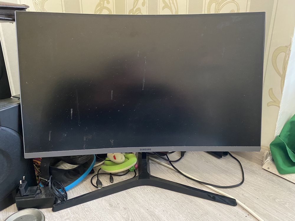 Samsung curved monitor (матрица разбита)