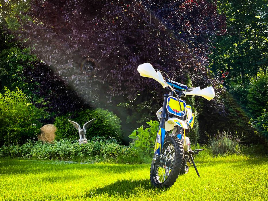 PIT BIKE MRF 120cc | Mały przebieg, dodatkowo strój motocyklowy