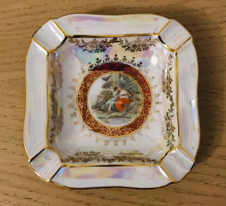 Попельничка порцеляна   Німеччина ретро