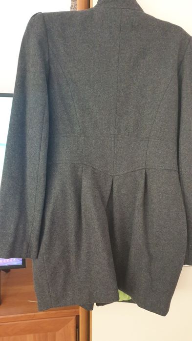 Płaszcz  szary taliowany