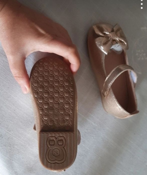 Sabrinas de menina Tamanho 24 (novas)