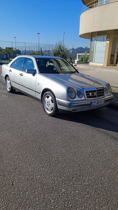 Mercedes E220D W210