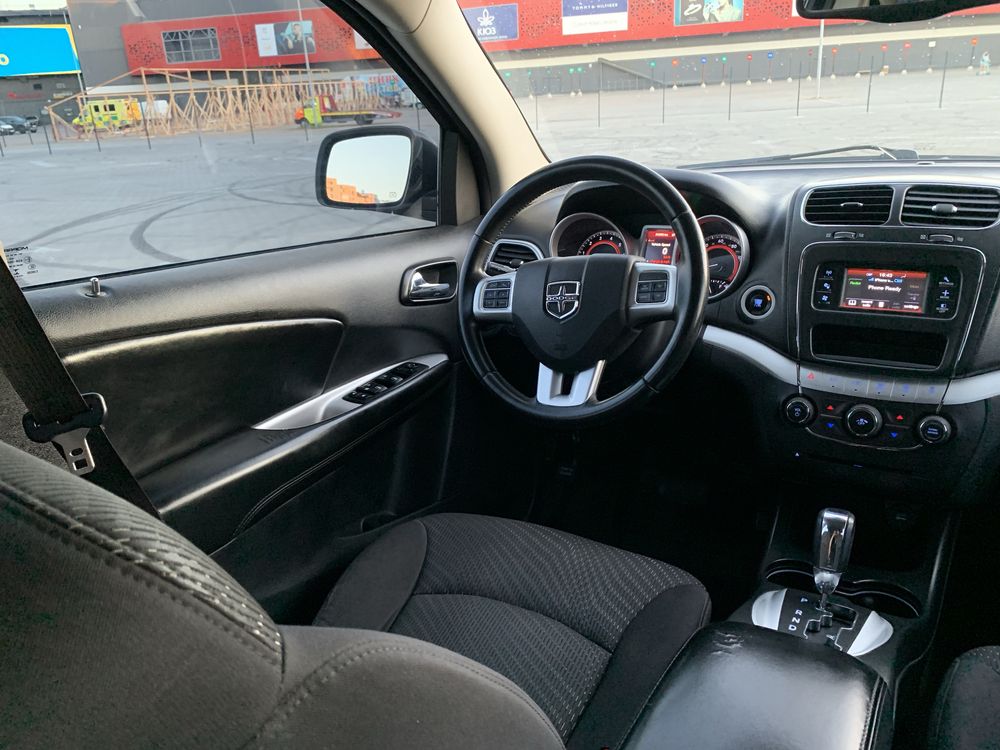 Dodge Journey 2.4 бензин 2013