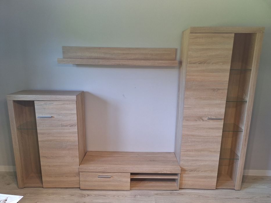 Meblościanka dąb sonoma podświetla + komodana LED