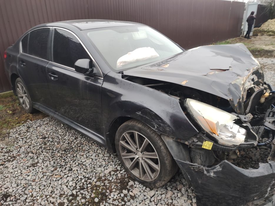 Продам СУБАРУ Після ДТП.SUBARU Legasy