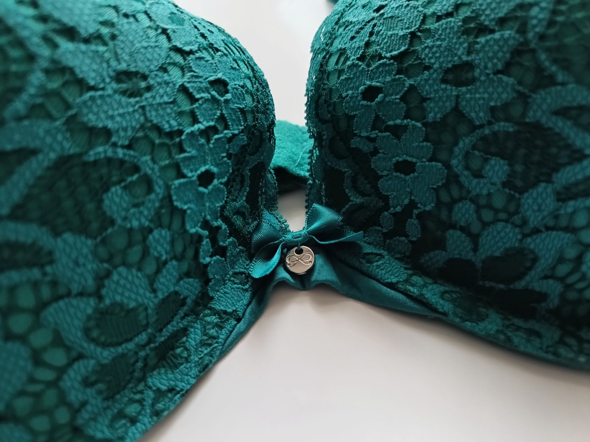 Biustonosz hunkemoller 80D