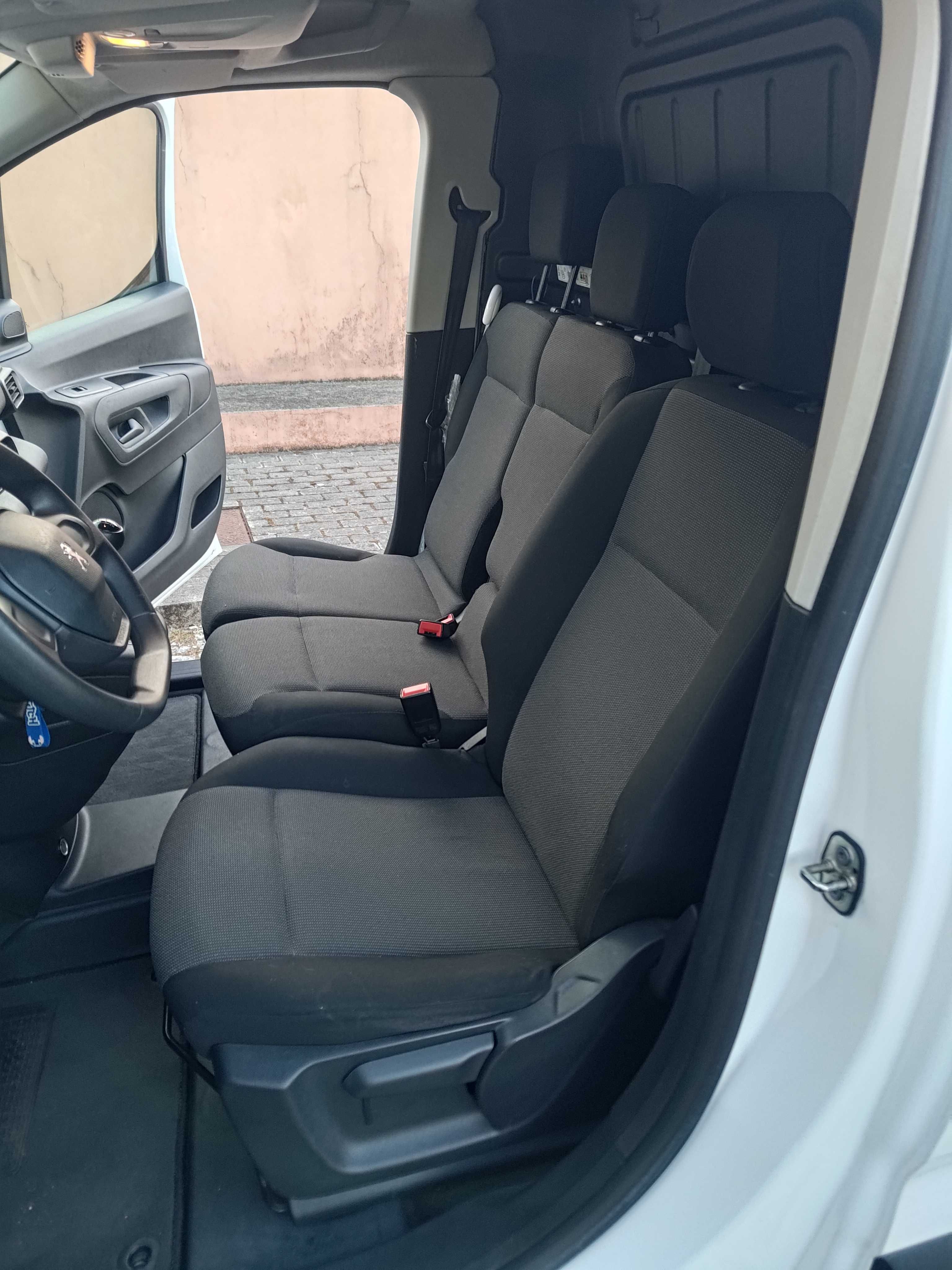 Peugeot Partner 1.5HDI Novembro 2020 Pro longa 3 lugares