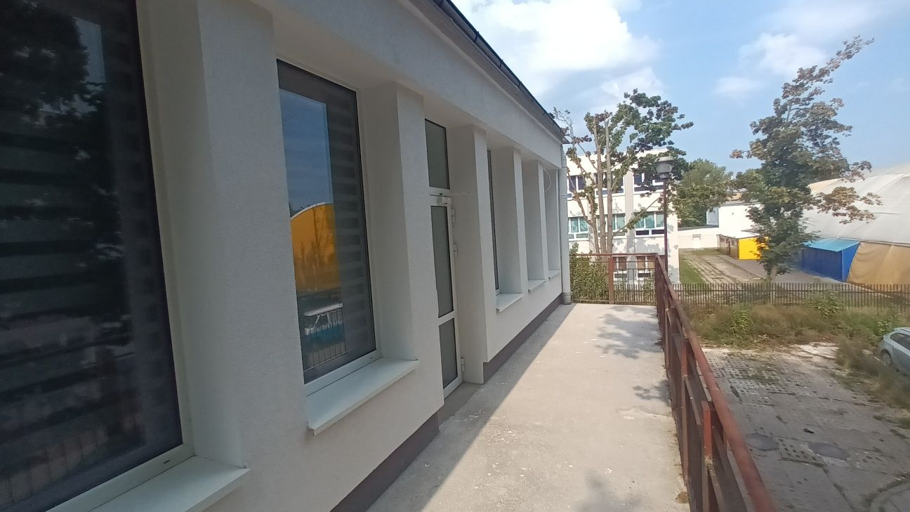 Lokal uslugowy biurowy użytkowy 22 m2 po remoncie